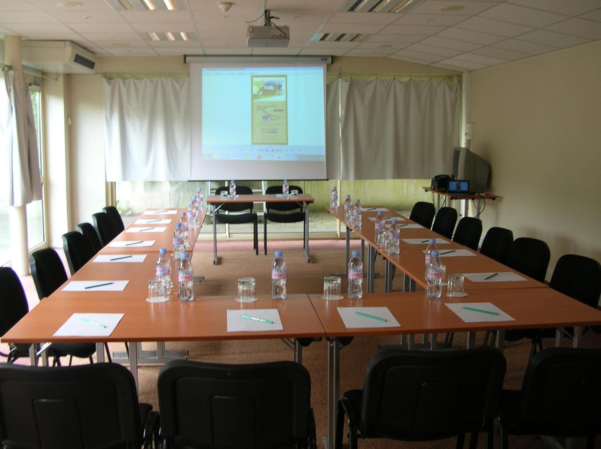 Hotel Le Saint Aubin Gournay-en-Bray Luaran gambar